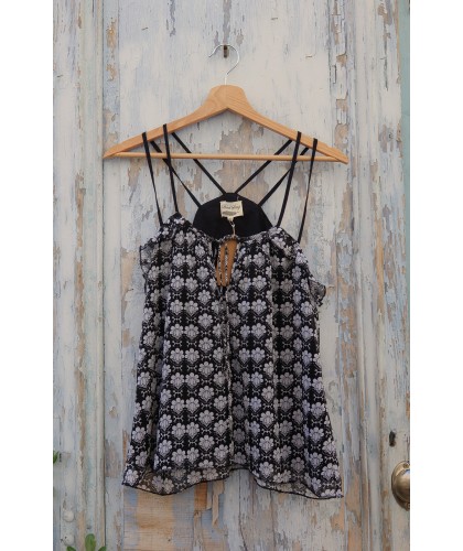 Nicoleta top