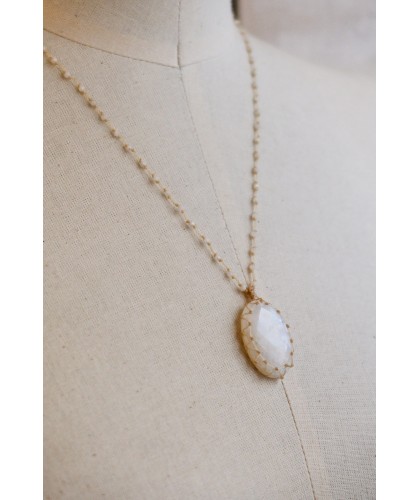 Collier "talisman" court en...